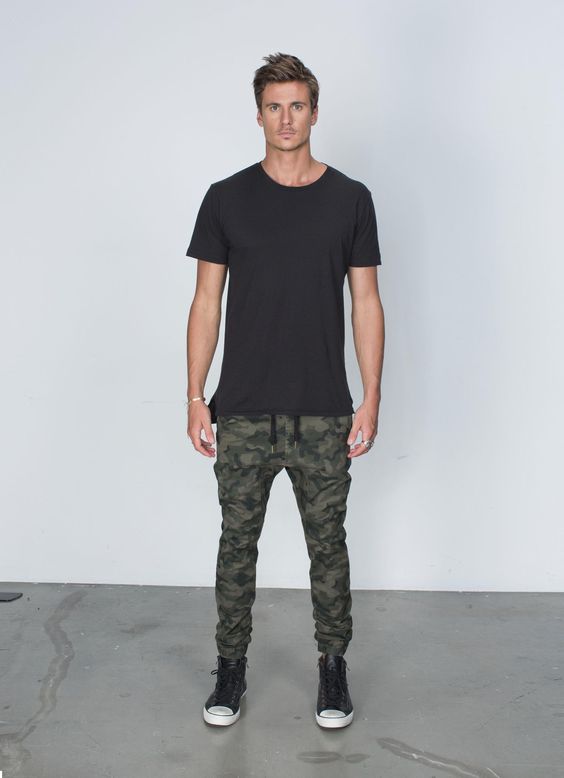 Roupas com calça deals camuflada